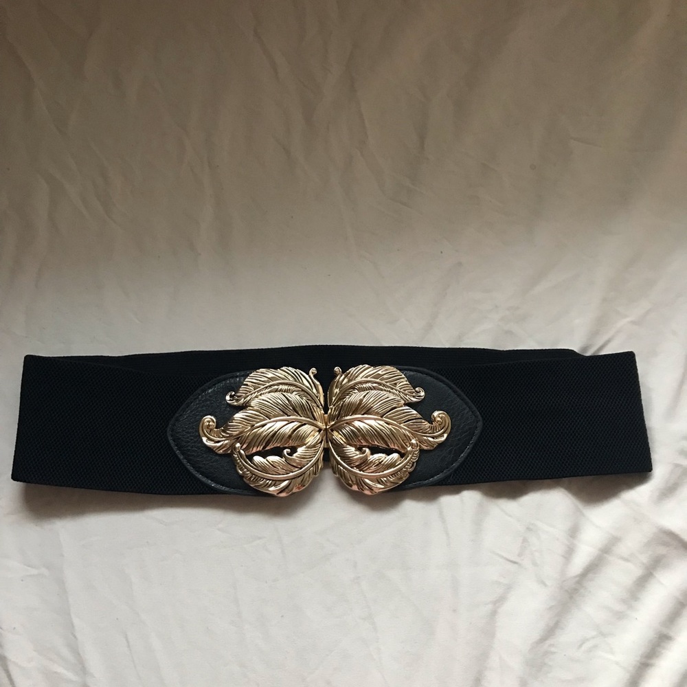 Wide Elastic U Closure Belt, Golden Clasp